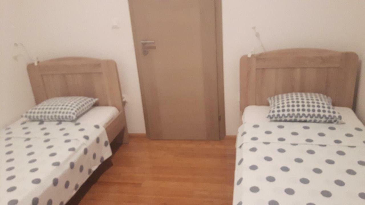 Apartmani Kali Exterior foto